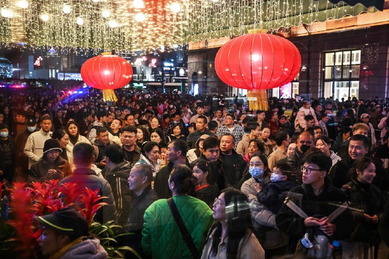 China-grown durian, Lunar New Year travel demand, Macau’s economy: 5 weekend readsBy SCMPWe have put together stories from our coverage last weekend to help you stay informed about news across Asia and beyond. If you would like to see more of our reporting, please consider subscribing.Crowds of people walk past the Peace Hotel on Shanghai’s Bund during the Lunar New Year holiday in February 2024. Photo: AFPillustration: Henry WongA study has found key differences between durian grown in China compared with Southeast Asia. Photo: Sun Yeungvia SCMP Full Text FeedChina-grown durian, Lunar New Year travel demand, Macau’s economy: 5 weekend readsBy SCMPWe have put together stories from our coverage last weekend to help you stay informed about news across Asia and beyond. If you would like to see more of our reporting, please consider subscribing.Crowds of people walk past the Peace Hotel on Shanghai’s Bund during the Lunar New Year holiday in February 2024. Photo: AFPillustration: Henry WongA study has found key differences between durian grown in China compared with Southeast Asia. Photo: Sun Yeungvia SCMP Full Text Feed