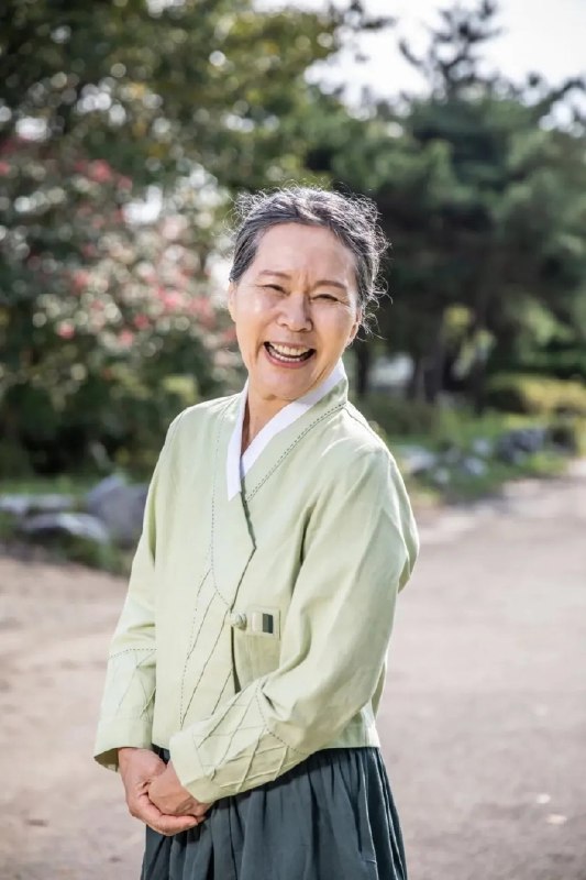 Squid Game 2 actress dies 3 months after stomach cancer diagnosisBy Tribune News ServiceSouth Korean actress Lee Joo-sil, a star in the second season of Squid Game,” has died.She was 81.The veteran actress collapsed in cardiac arrest at home in Uijeongbu, South Korea, on February 2, three months after being diagnosed with stomach cancer, The Korea Times reported. She was brought to a hospital but could not be revived.Lee played Park Mal-soon, the doting mother of undercover detective Hwang Jun Ho (Wi Ha-joon) and stepmother of Hwang In-ho (Lee Byung-hun), in the first two episodes of Season 2.It was the culmination of a six-decade career that saw her blossom from stage actress to television and movies.South Korean actress Lee Joo-sil, a star in the second season of Squid Game, who has died aged 80. Photo: Facebook/Kendall Writesvia SCMP Full Text Feed