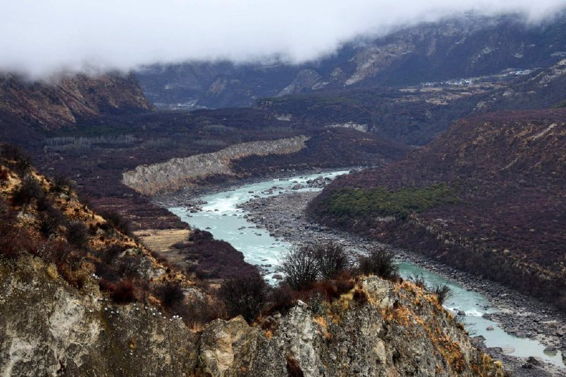 Visa-free China, students embrace being single, Tibet mega dam: 5 weekend reads you missedBy SCMPWe have put together stories from our coverage last weekend to help you stay informed about news across Asia and beyond. If you would like to see more of our reporting, please consider subscribing.Tourists visit the ancient city wall in Xian, northwest China’s Shaanxi province on August 8, 2024. Photo: XinhuaIllustration: Brian WangChina plans to build a massive hydropower project in Tibet on a section of the Yarlung Tsangpo River known as the Grand Canyon, shown here near Nyingchi city. Photo: AFPvia SCMP Full Text FeedVisa-free China, students embrace being single, Tibet mega dam: 5 weekend reads you missedBy SCMPWe have put together stories from our coverage last weekend to help you stay informed about news across Asia and beyond. If you would like to see more of our reporting, please consider subscribing.Tourists visit the ancient city wall in Xian, northwest China’s Shaanxi province on August 8, 2024. Photo: XinhuaIllustration: Brian WangChina plans to build a massive hydropower project in Tibet on a section of the Yarlung Tsangpo River known as the Grand Canyon, shown here near Nyingchi city. Photo: AFPvia SCMP Full Text Feed