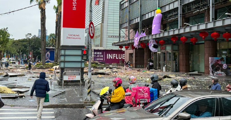 4 dead and at least 10 injured in Taichung department store blast: Taiwan mediaBy Sylvie ZhuangAt least four people died in a massive explosion on Thursday in a mall in Taichung, Taiwan, that also left at least 10 people injured, according to reports by local media.The mayor of Taichung City, Lu Shiow-yen, said the blast caused at least four deaths.The blast occurred around 11.30am at the city’s Shin Kong Mitsukoshi Department Store, a high-end department store in Taiwan, Taiwan’s Central News Agency said.Witnesses said four people might have been blasted from the 12th floor of the mall, according to the report.Taichung’s fire department said ongoing renovation demolition work on the 12th floor of the mall might have caused a suspected gas explosion.The Taichung fire department says an explosion on Thursday may have been gas explosion linked to demolition work. Photo: Handoutvia SCMP Full Text Feed