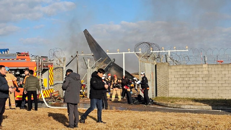 South Korea Jeju Air plane crash, Philippine VP Duterte’s scandal: 7 Asia storiesBy SCMPWe have selected seven stories from the SCMP’s coverage of Asia over the past week that resonated with our readers and shed light on topical issues. If you would like to see more of our reporting, please consider subscribing.Firefighters and rescue team members work at the Muan International Airport in Muan, South Korea. Photo: APPhilippine Vice-President Sara Duterte-Carpio holds a press conference in Mandaluyong City, Metro Manila, on December 11. Photo: EPA-EFEA customer inspects an Apple iPhone 15 at a mall in Denpasar, Indonesia’s Bali. Photo: EPA-EFEvia SCMP Full Text FeedSouth Korea Jeju Air plane crash, Philippine VP Duterte’s scandal: 7 Asia storiesBy SCMPWe have selected seven stories from the SCMP’s coverage of Asia over the past week that resonated with our readers and shed light on topical issues. If you would like to see more of our reporting, please consider subscribing.Firefighters and rescue team members work at the Muan International Airport in Muan, South Korea. Photo: APPhilippine Vice-President Sara Duterte-Carpio holds a press conference in Mandaluyong City, Metro Manila, on December 11. Photo: EPA-EFEA customer inspects an Apple iPhone 15 at a mall in Denpasar, Indonesia’s Bali. Photo: EPA-EFEvia SCMP Full Text Feed